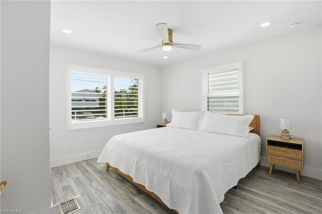 270 Dundee Rd, Fort Myers Beach, FL 33931 Photo