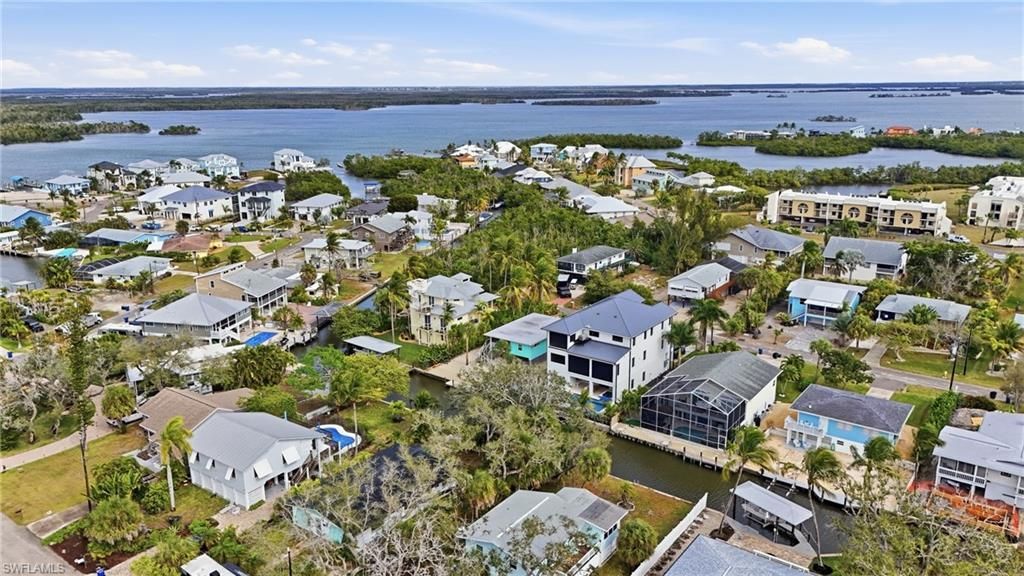 270 Dundee Rd, Fort Myers Beach, FL 33931 Photo