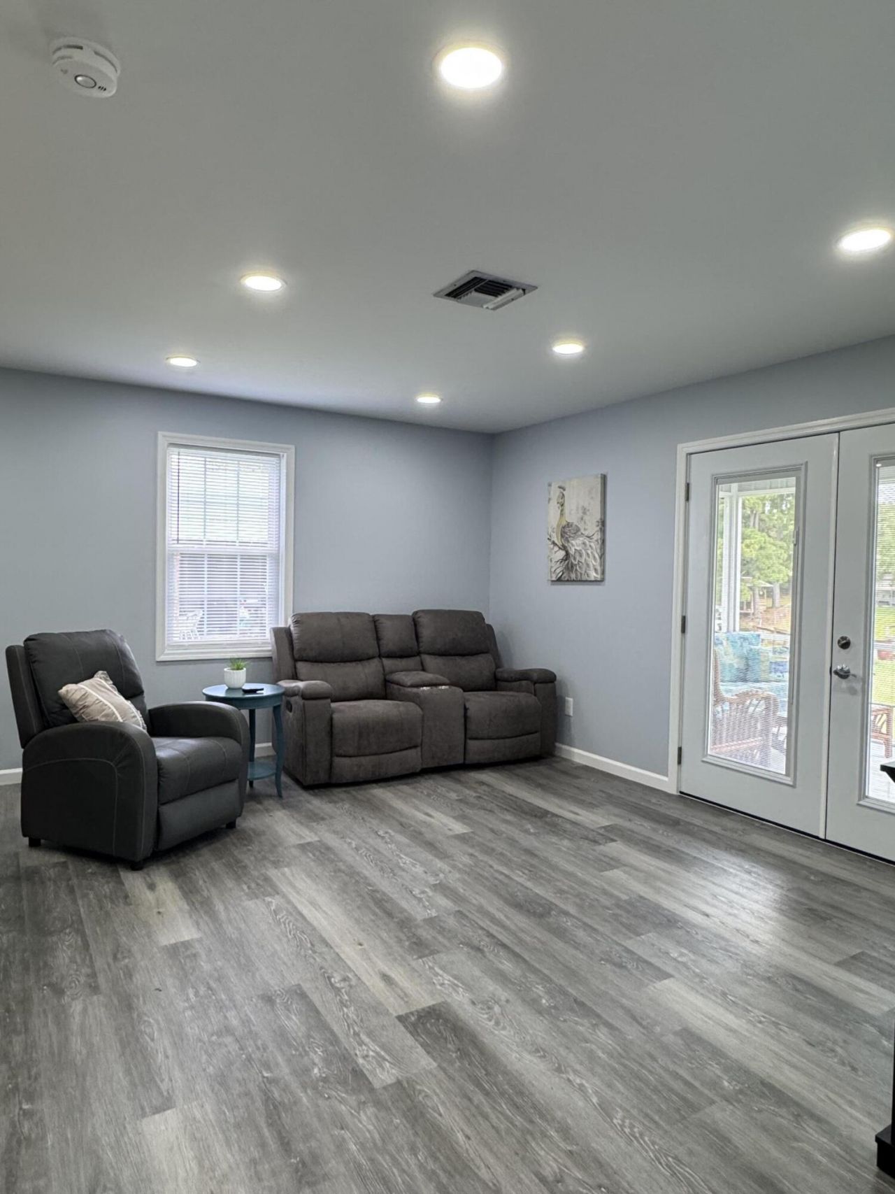 1609 Hudson Road Photo 16
