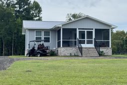 1609 Hudson Road photo 4