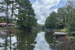 1609 Hudson Road photo 4