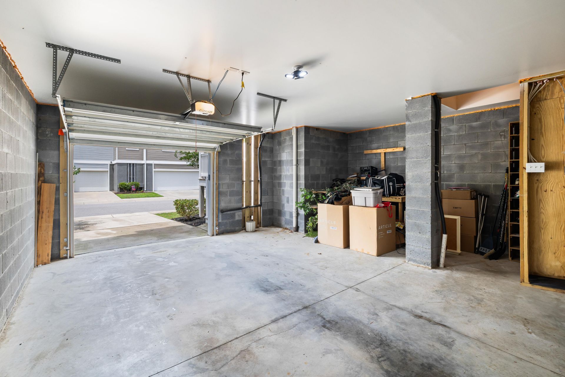 582 Mclernon Trace Photo 31