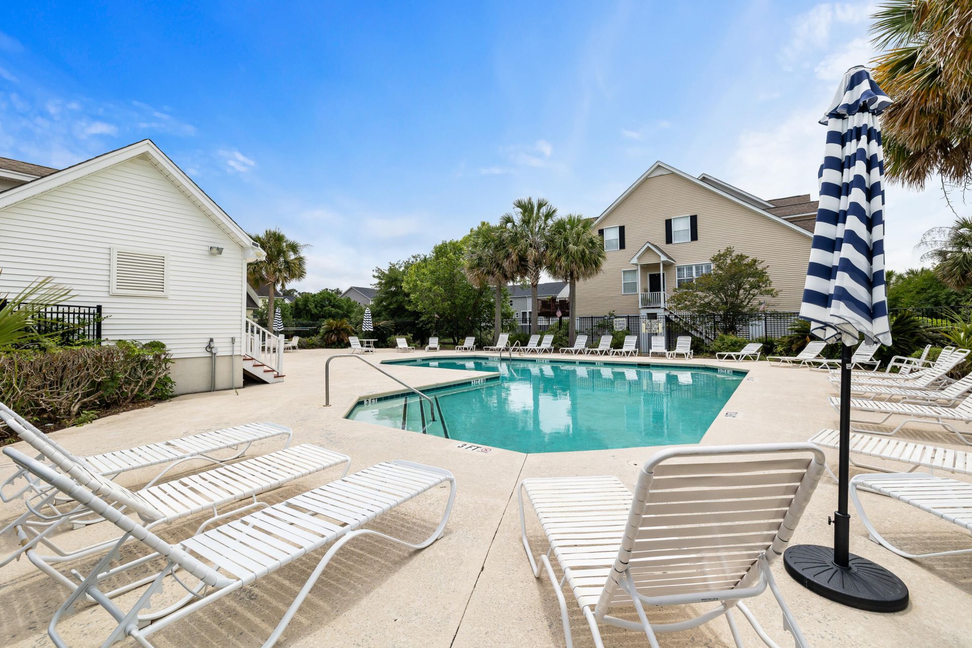582 Mclernon Trace Photo 32
