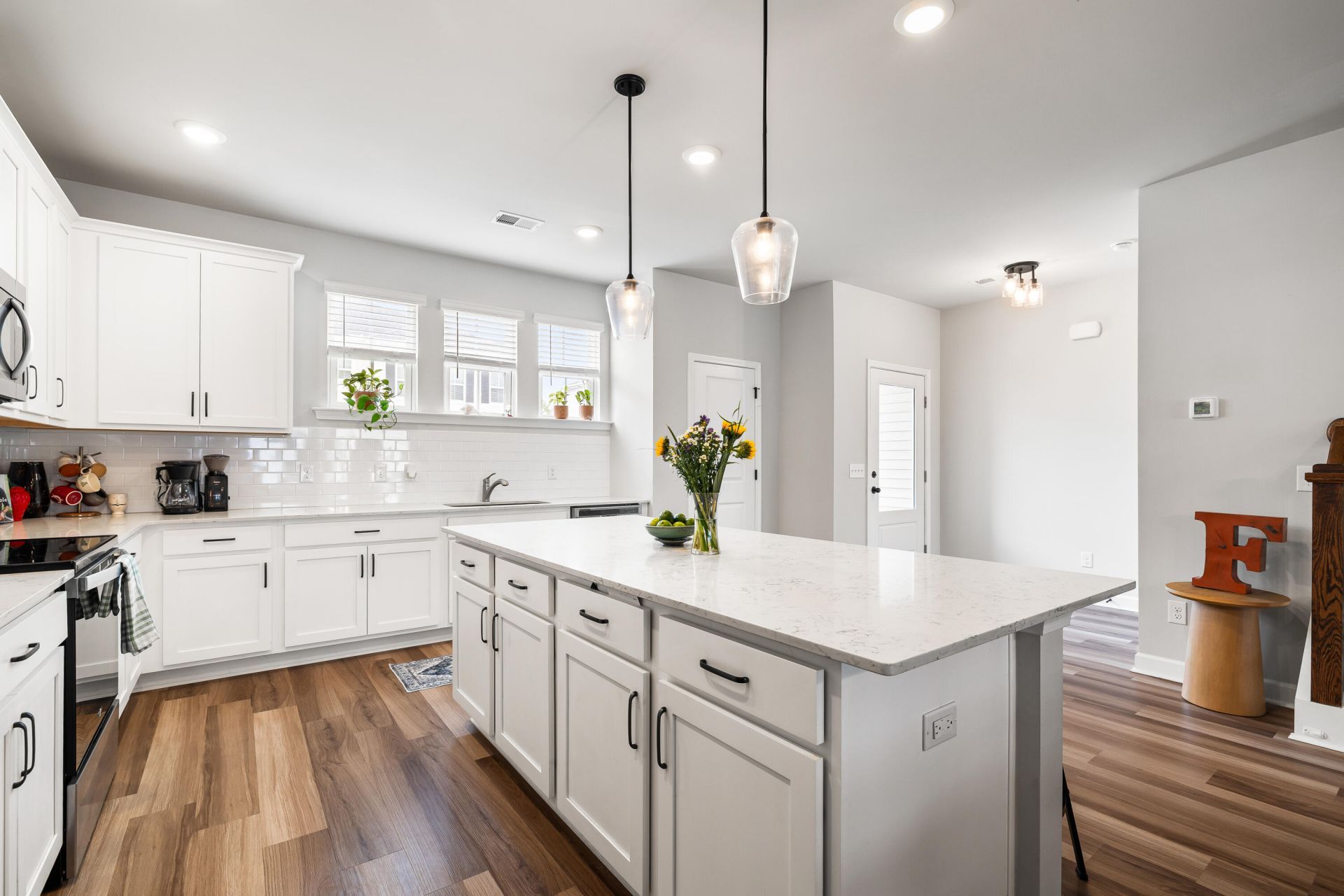 582 Mclernon Trace Photo 7