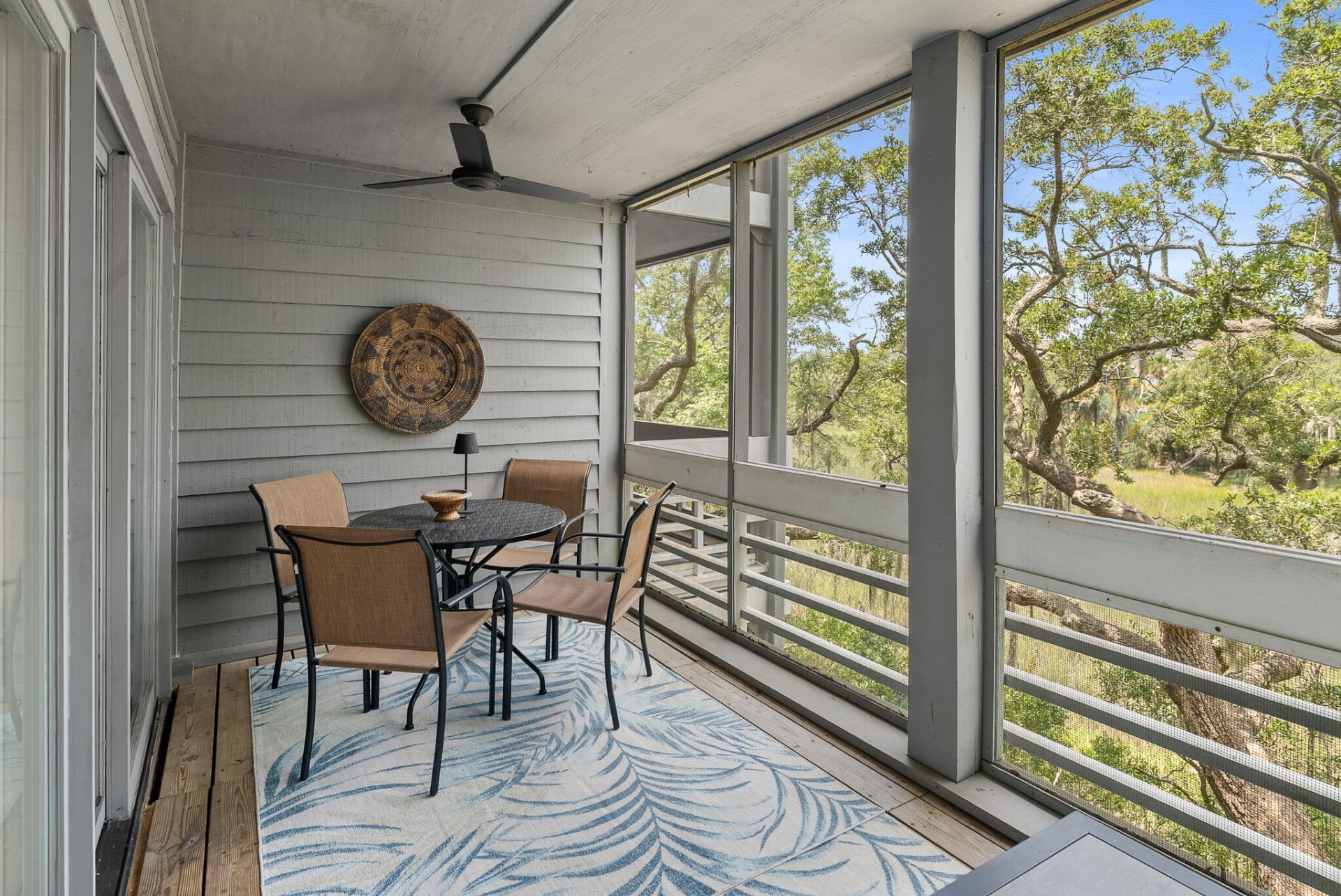 2420 Racquet Club Drive Photo 14