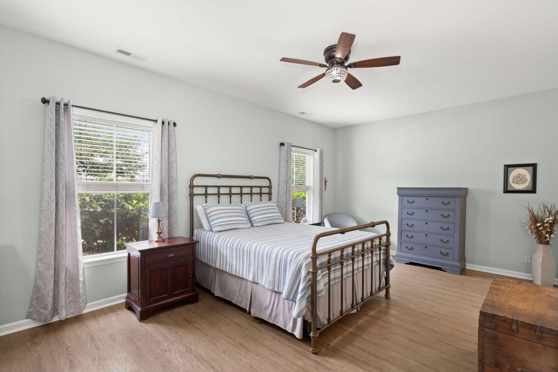 313 Forsythia Avenue Photo 26