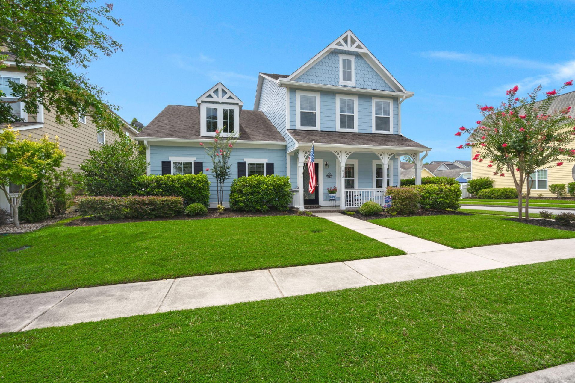 313 Forsythia Avenue Photo 4