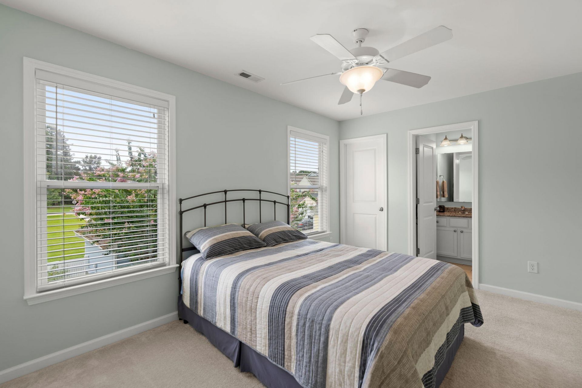 313 Forsythia Avenue Photo 40