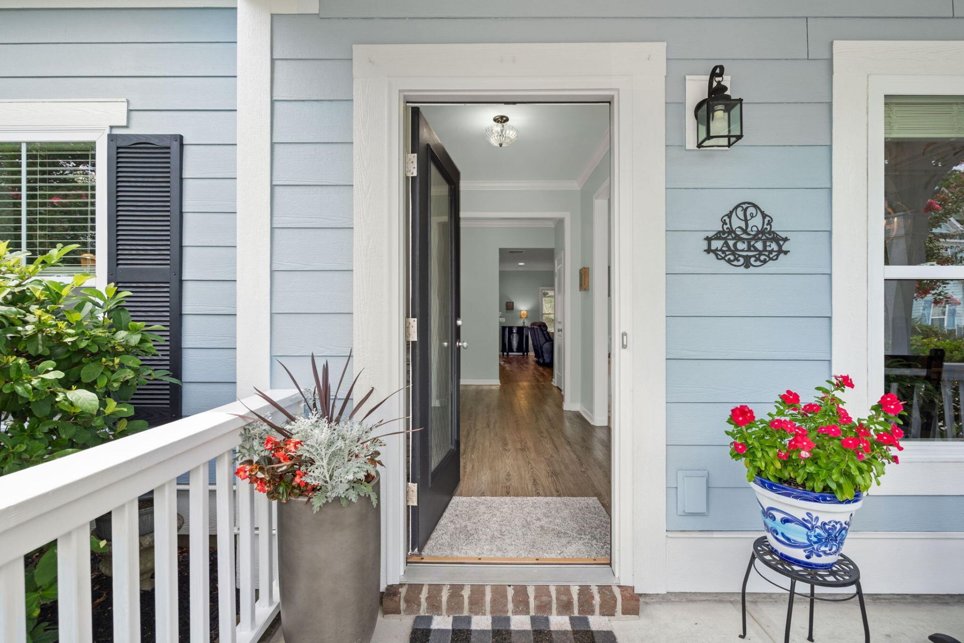 313 Forsythia Avenue Photo 8