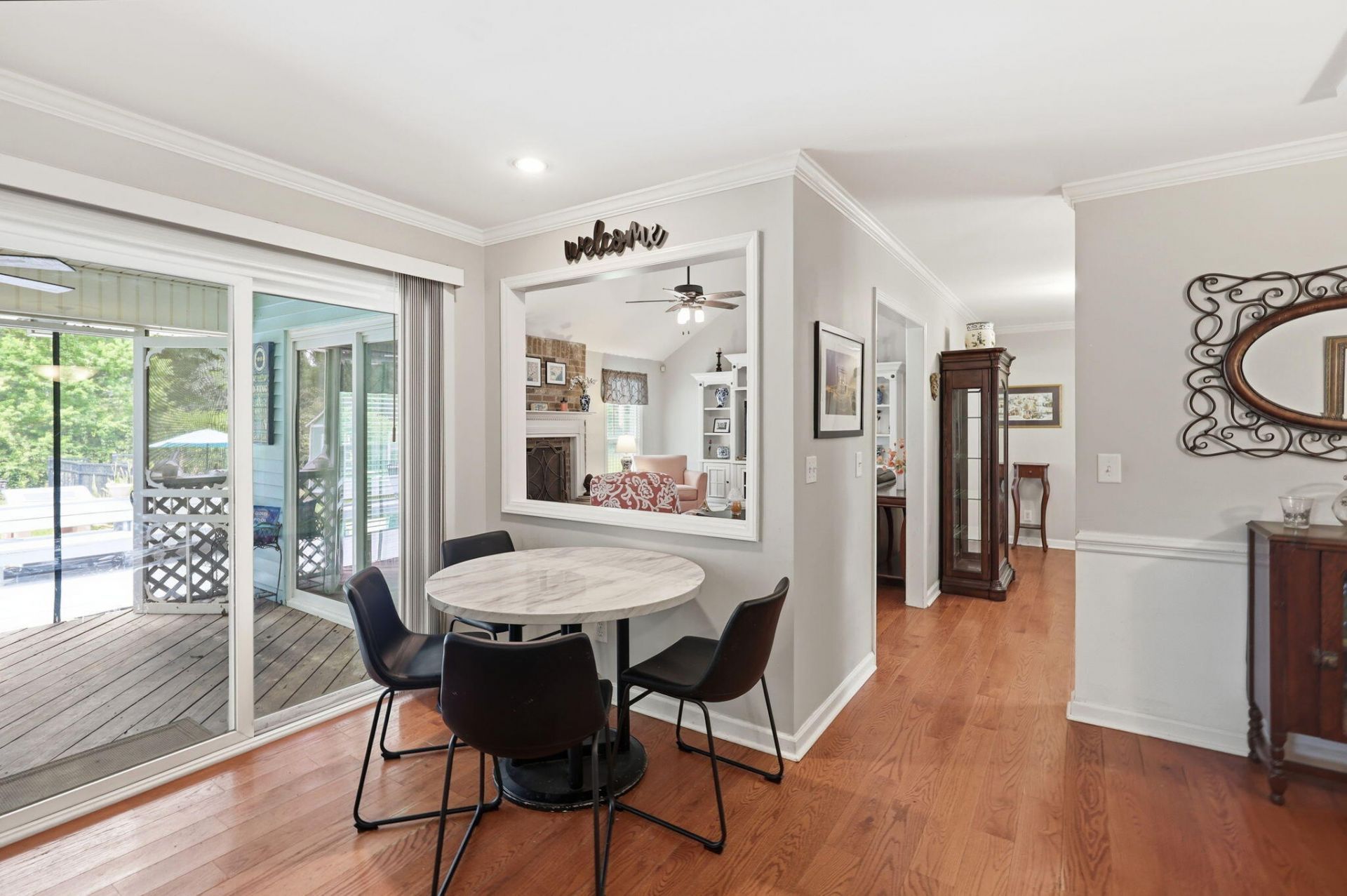 1009 Thoroughbred Court Photo 10