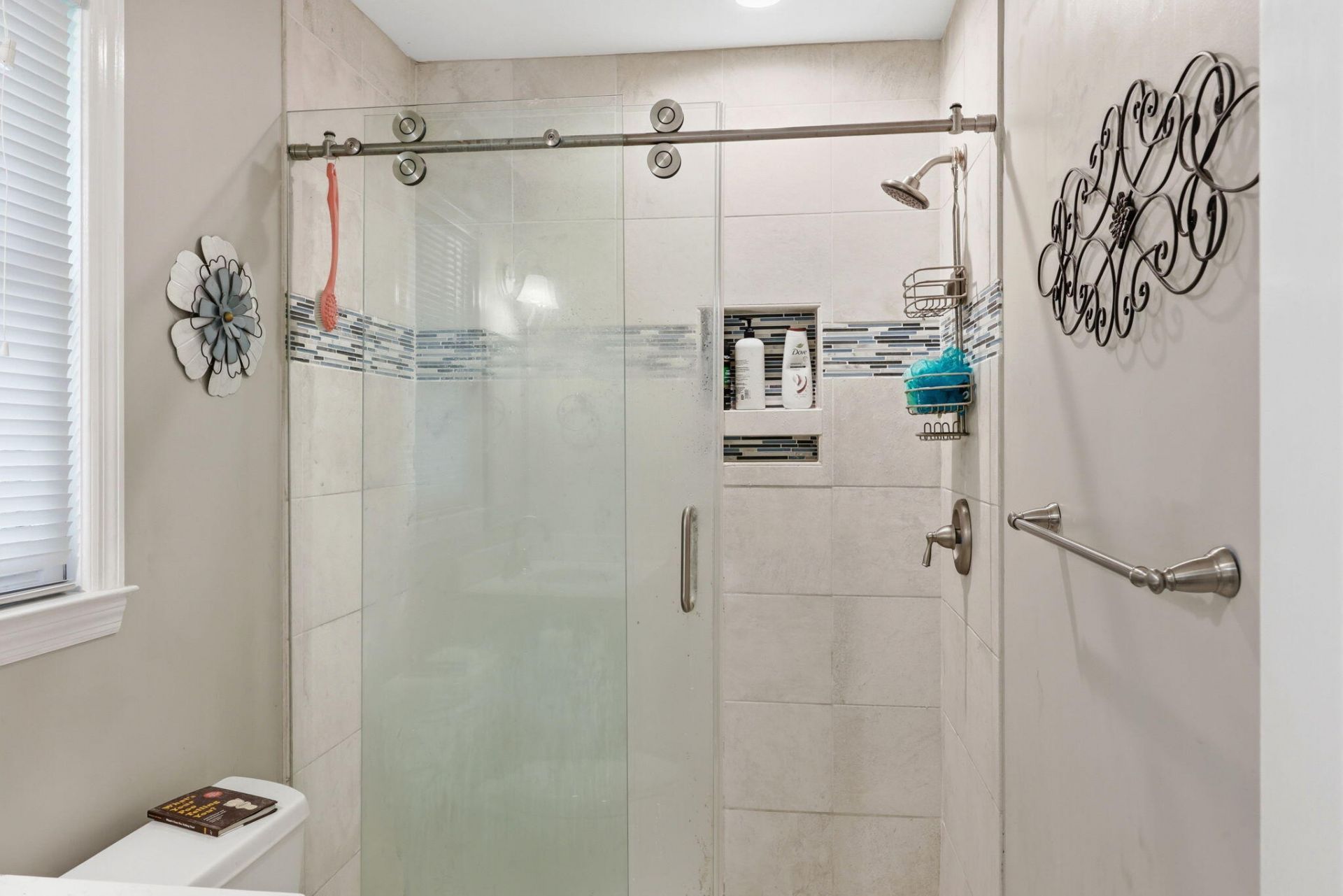 1009 Thoroughbred Court Photo 20