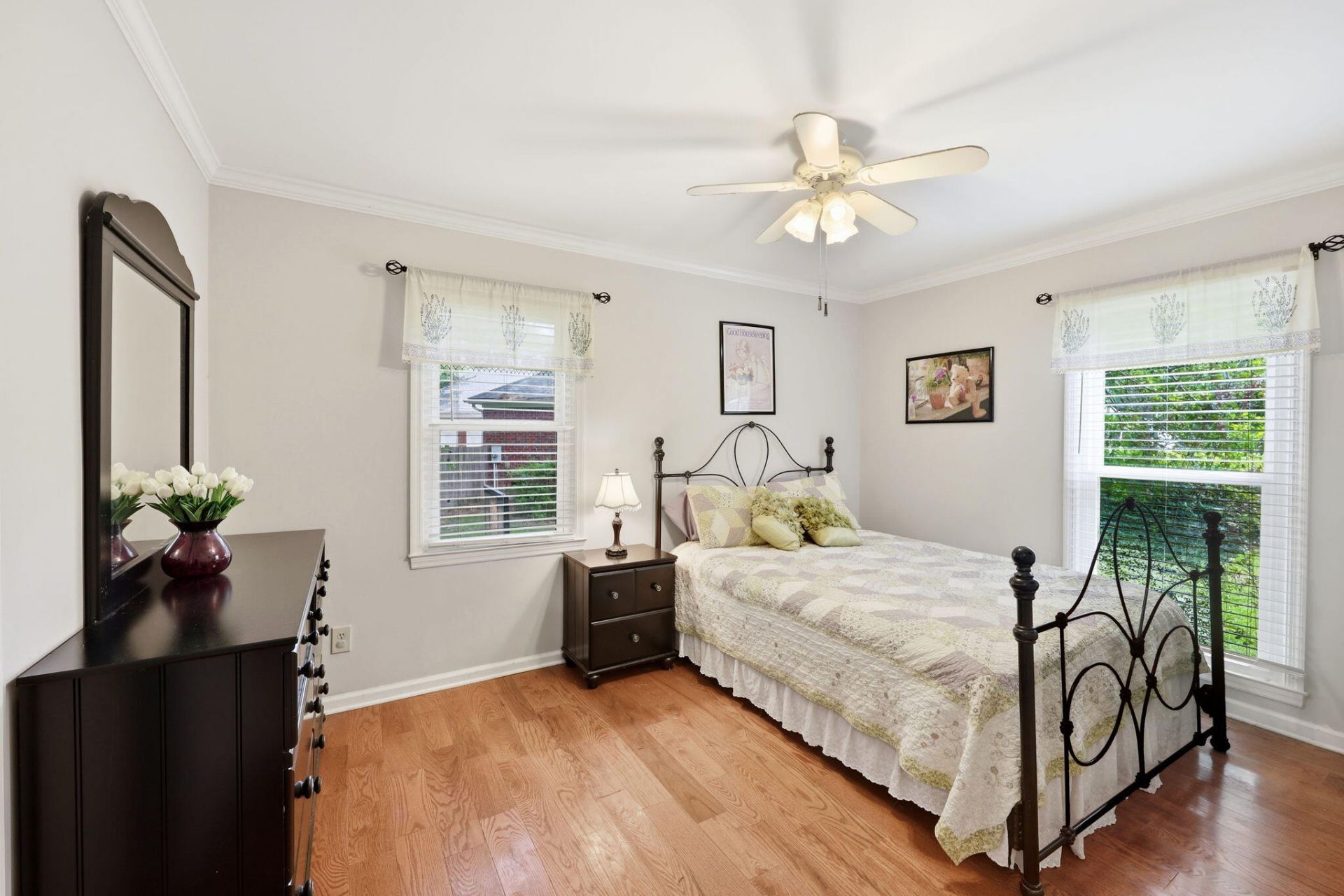 1009 Thoroughbred Court Photo 21