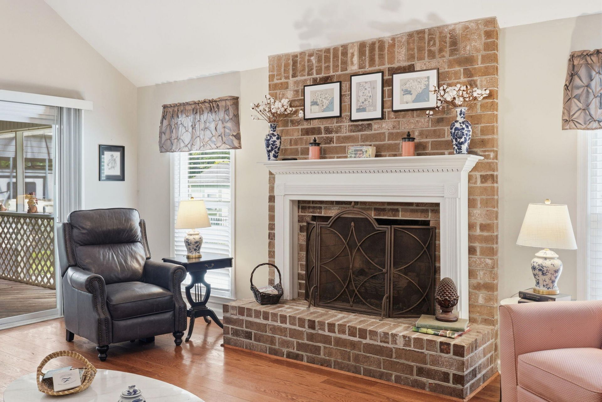 1009 Thoroughbred Court Photo 7