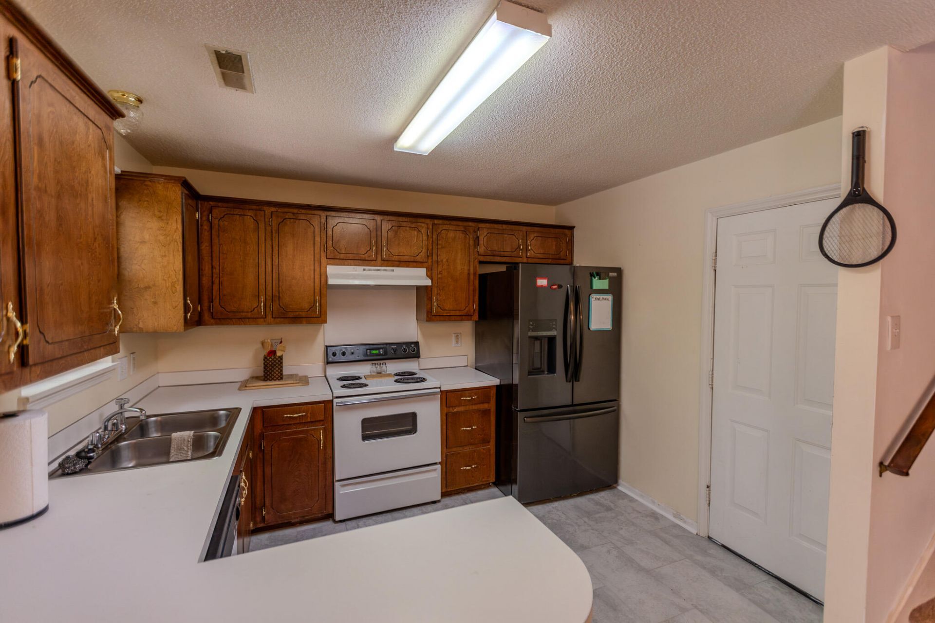 469 Courtland Drive Photo 11