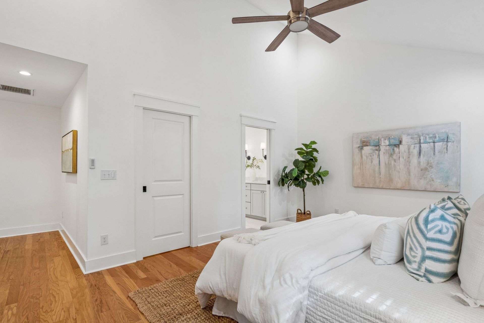 330 Riverland Drive Photo 28