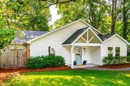 330 Riverland Drive photo 4