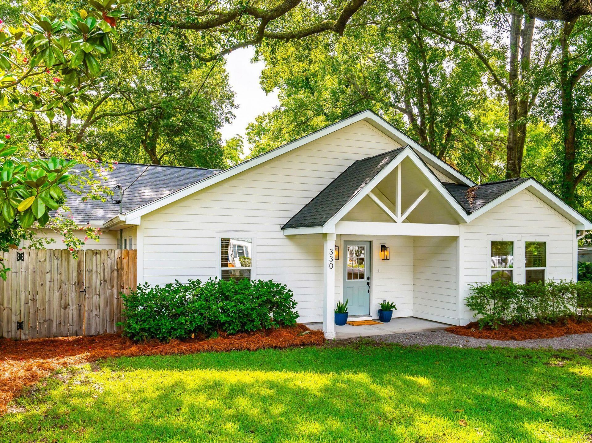 330 Riverland Drive Photo 4