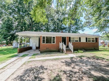 208 S Smithfield Road, Knightdale, NC 27545