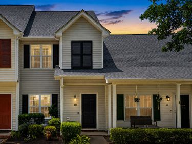 329 Commons Drive, Holly Springs, NC 27540