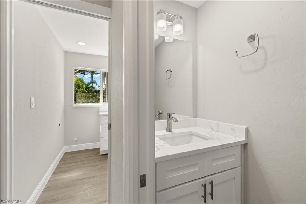 780 Beach Rd , Sanibel, FL 33957 Photo