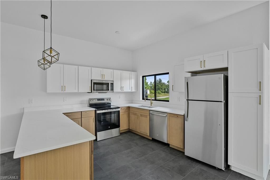 603 Hawthorne Ave S, Lehigh Acres, FL 33974 Photo