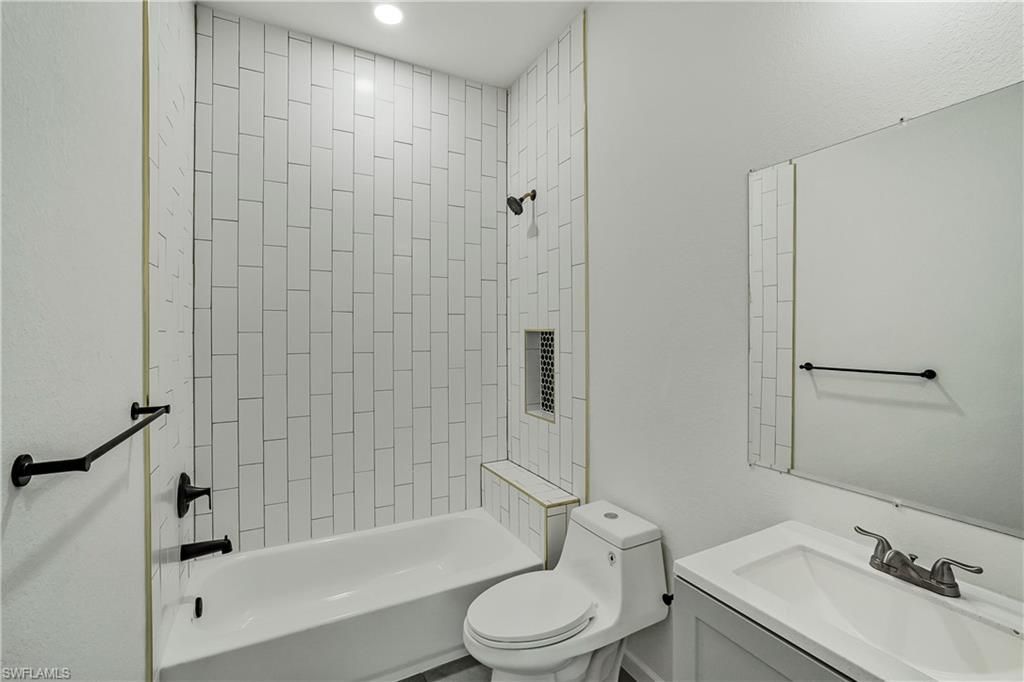 603 Hawthorne Ave S, Lehigh Acres, FL 33974 Photo