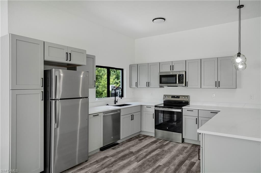 603 Hawthorne Ave S, Lehigh Acres, FL 33974 Photo