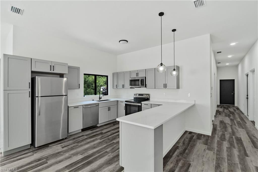 603 Hawthorne Ave S, Lehigh Acres, FL 33974 Photo