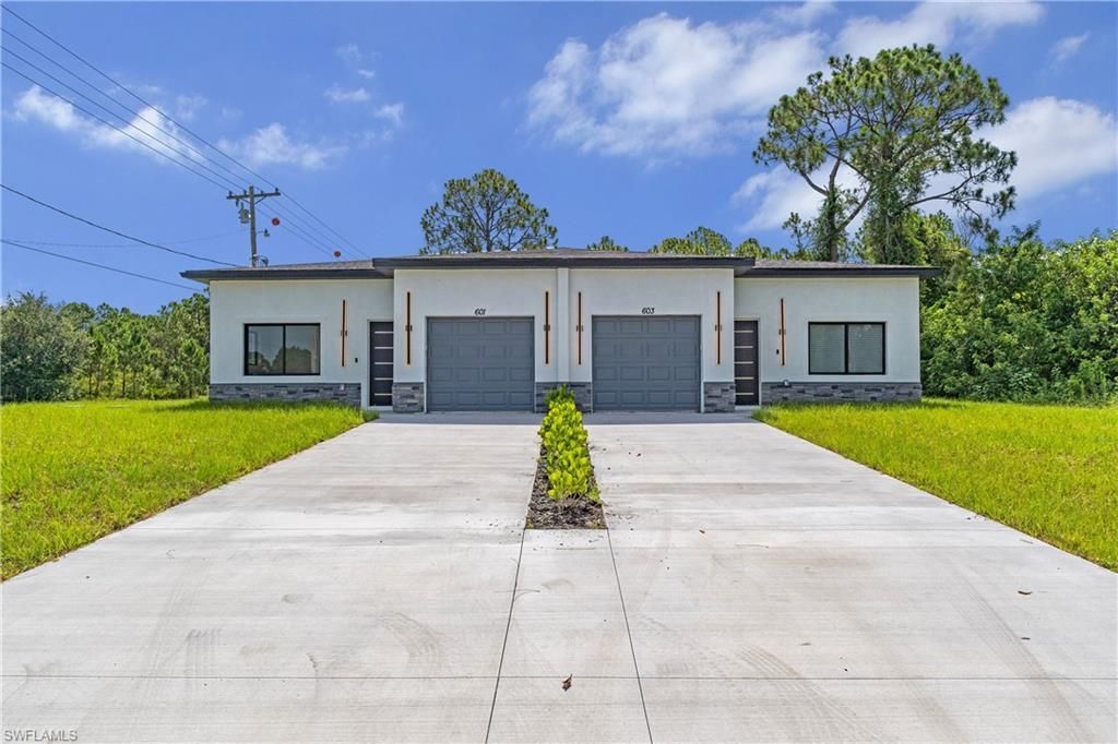 603 Hawthorne Ave S, Lehigh Acres, FL 33974 Photo