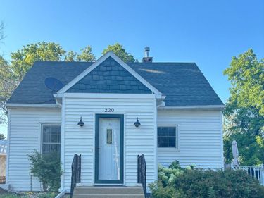220 Green Street W, Waterville, MN 56096