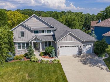 4650 Vinewood Lane N, Plymouth, MN 55442