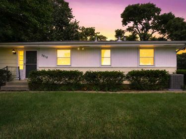 3818 W 103rd Street, Bloomington, MN 55431