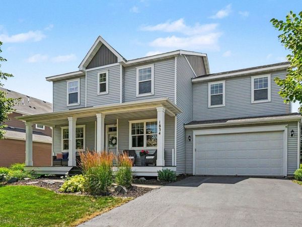 1834 Spring Creek Drive , Carver, MN 55315