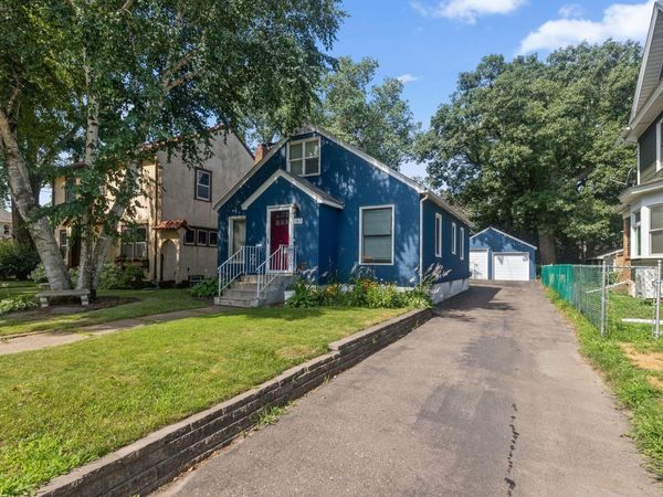 867 Delaware Avenue, Saint Paul, MN 55107