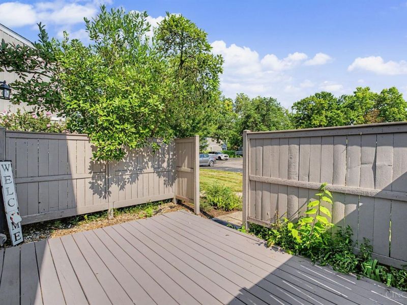 84 Twin Lakes Drive, Fairfield, OH 45014 Photo 5