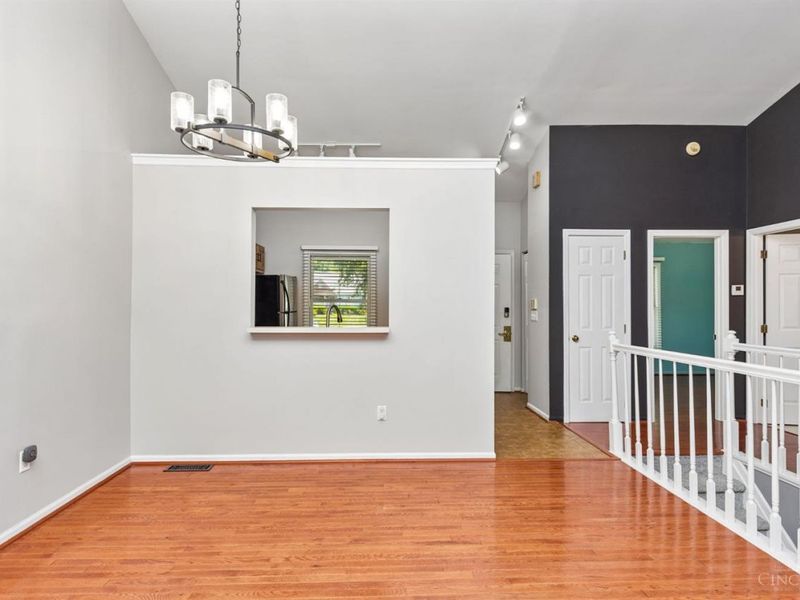 5477 Hanover Circle, Cincinnati, OH 45230 Photo 6