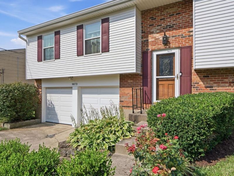 9873 Greenriver Drive, Colerain Township, OH 45231 Photo 4
