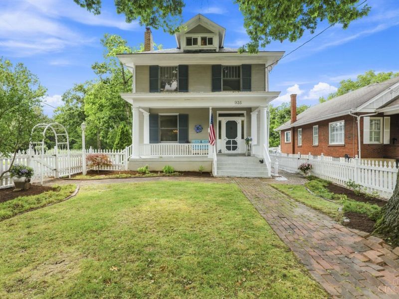 935 Congress Avenue, Glendale, OH 45246 Photo 1