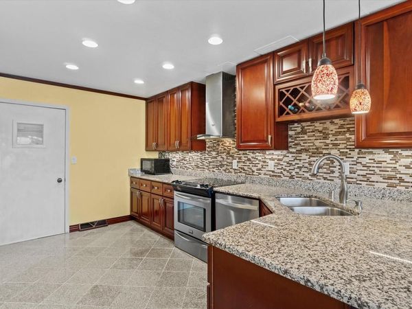 9143 N 70th STREET, Milwaukee, WI 53223