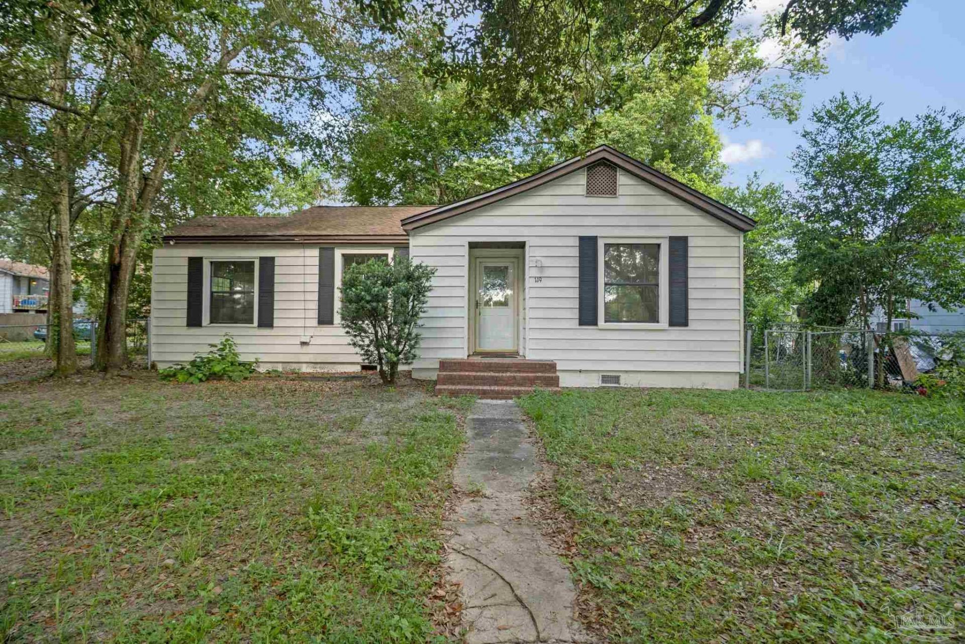 119 Manchester St, Pensacola, FL 32507 Main Photo