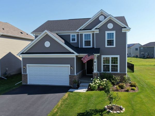 4131 Wanderlust Drive , Algonquin, IL 60102