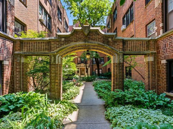 5459 S Ingleside Avenue , Unit 3S, Chicago, IL 60615