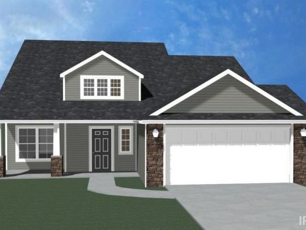 808 Knights Crossing, Kendallville, IN 46755