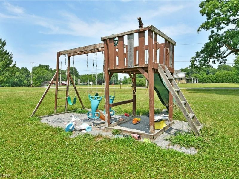 159 N Canfield Niles Road, Austintown, OH 44515 Photo 11