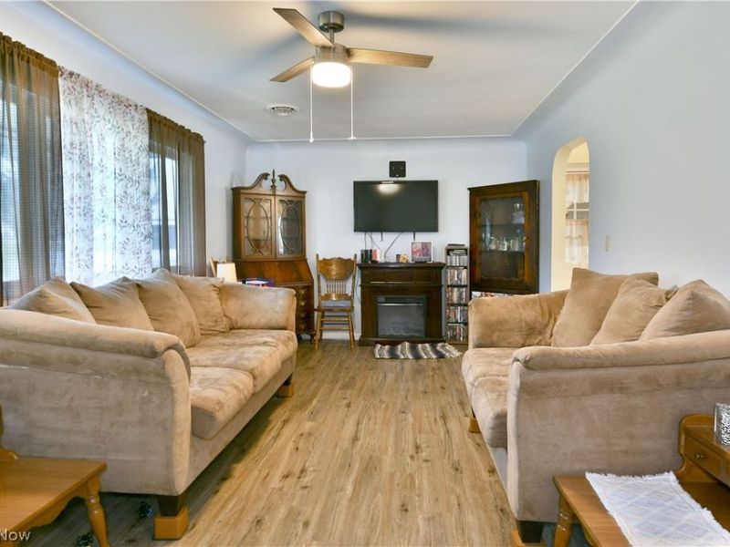 159 N Canfield Niles Road, Austintown, OH 44515 Photo 20