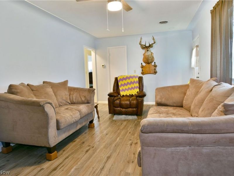 159 N Canfield Niles Road, Austintown, OH 44515 Photo 24