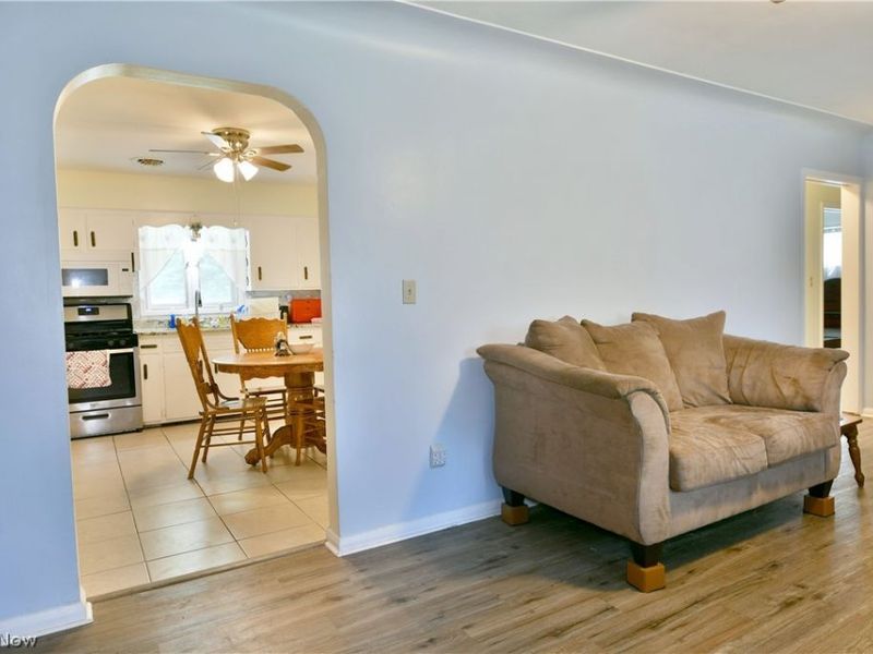 159 N Canfield Niles Road, Austintown, OH 44515 Photo 26
