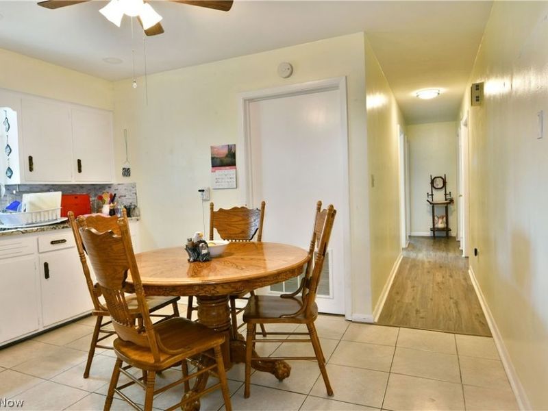 159 N Canfield Niles Road, Austintown, OH 44515 Photo 32