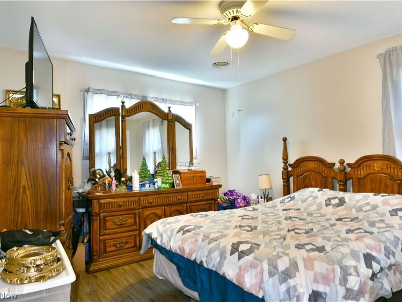 159 N Canfield Niles Road, Austintown, OH 44515 Photo 47
