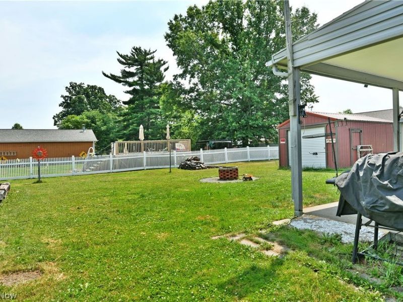 159 N Canfield Niles Road, Austintown, OH 44515 Photo 8